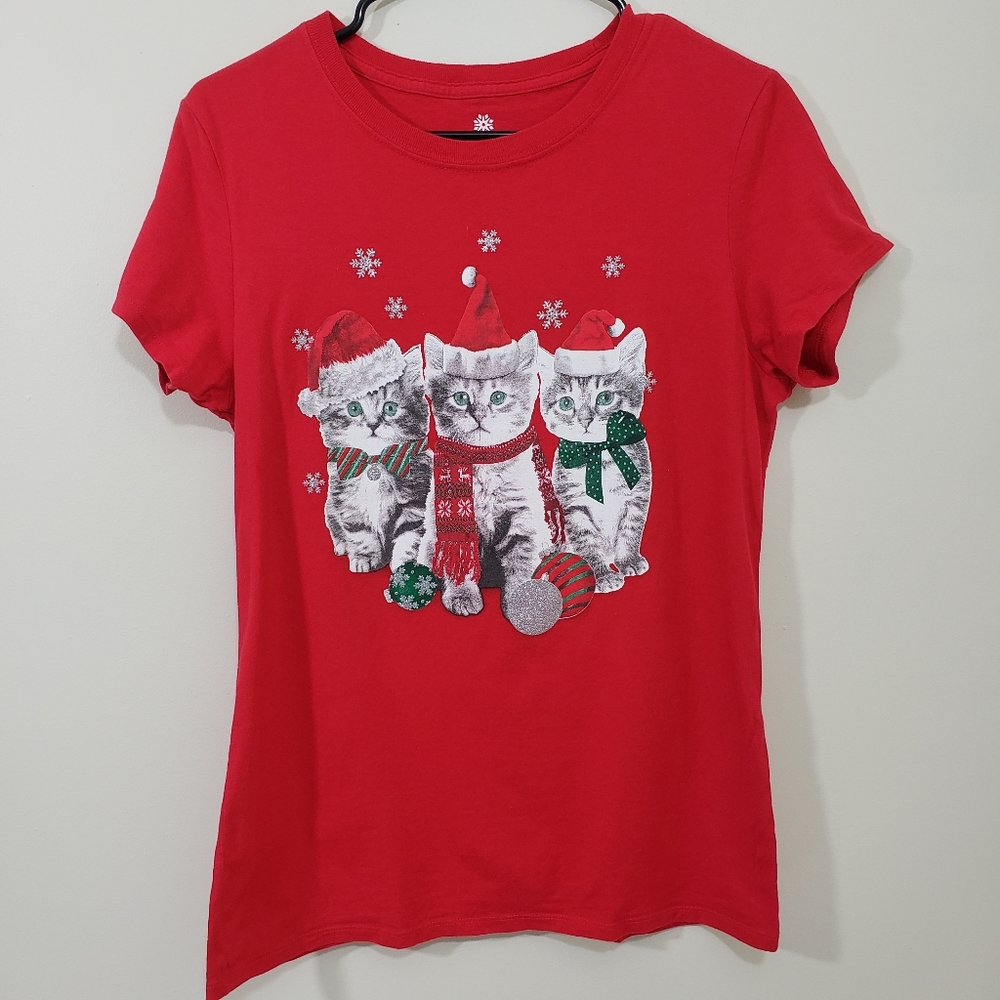 3 Christmas kittens with hats sparkly snowflakes graphic t-shirt woman's…